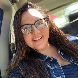 Meet your Posher, Briana